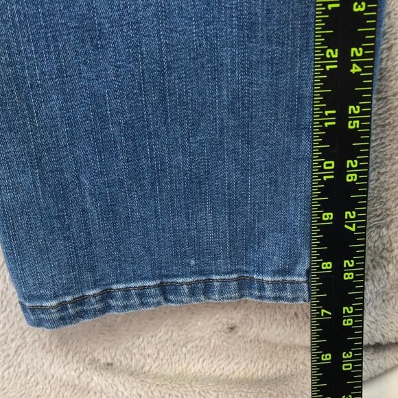 Lee Women's Jeans Size 14 Classic Fit 1889 Blue Denim Straight Leg Classic Casua - Picture 6 of 14